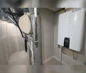 1 Bed 1 Bath Suite Close To UofA For Rent - Photo 5