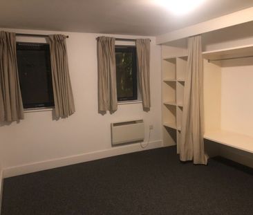 3 Bed Flat, Lord Stanley Court, SE24 - Photo 2