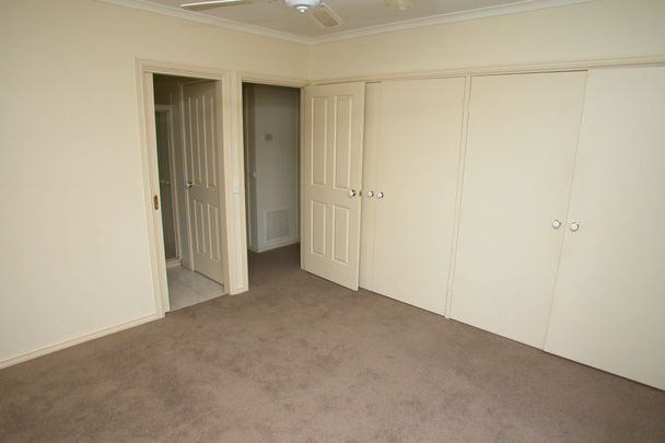 Unit 2/458 Belmore Road, Mont Albert North. - Photo 1