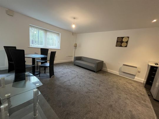 2 Bedroom Apartment To Rent - Photo 1