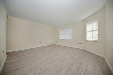 2 bedroom block of apartments to rent - Photo 3
