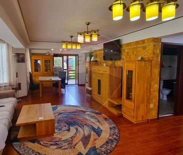 Eleganță și confort într-o casă cu personalitate - Fotografie 1