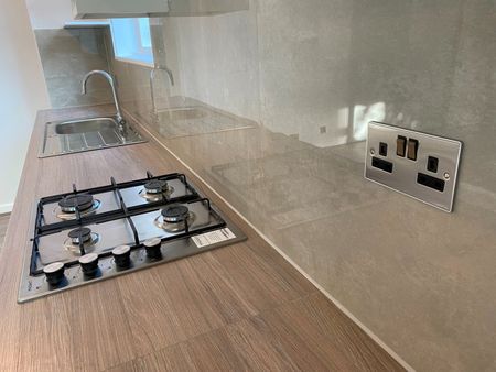 2 Bed Flat, Priory Road, NW6 - Photo 5