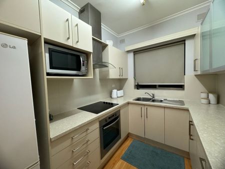 Cosy Unit Close to the Beach - Photo 3