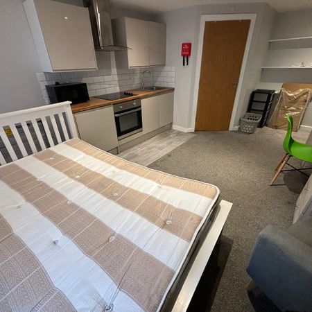 1 bedroom studio to rent Iron Gate Studios, 37-38 Iron Gate, Derby, DE1 - Photo 3