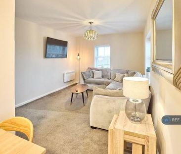 2 bedroom penthouse to rent - Photo 1