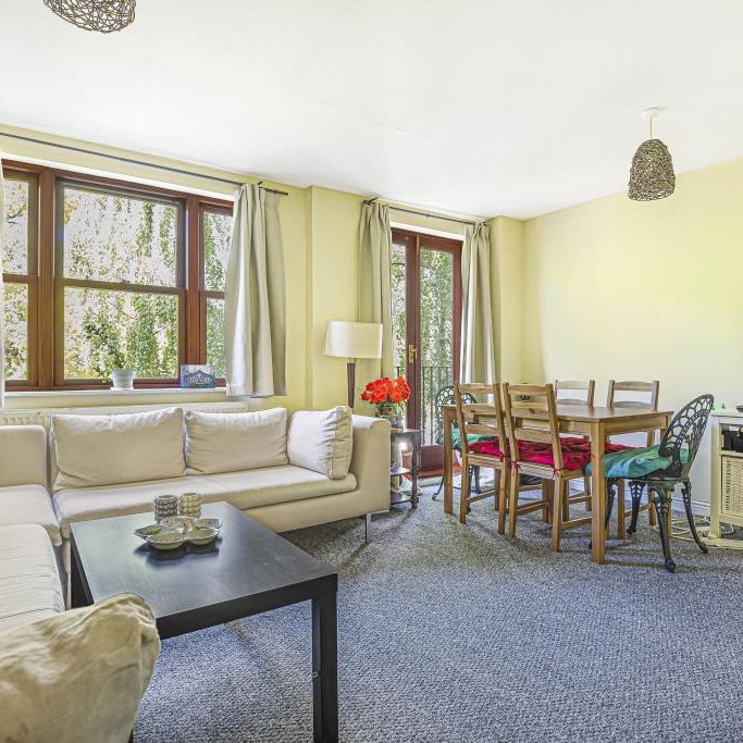 2 bedroom townhouse to rent - Photo 1