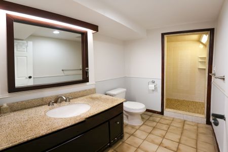 For Lease - 2065 Madden Boulevard, Oakville, Ontario - Photo 2