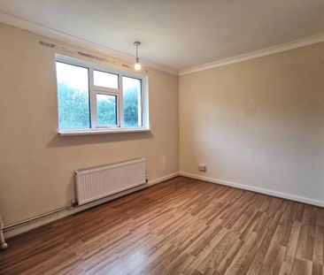 Warburton Gardens, Plymouth - Photo 2