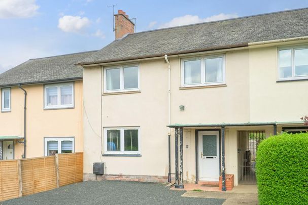 1 bedroom property with land to rent - Photo 1