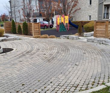 For Lease - 5035 Oscar Peterson Boulevard Unit# 82, Mississauga, On... - Photo 2