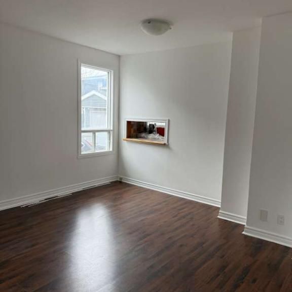 Logement à louer - Grand 4 ½ 1300pi2 Vanier, Québec - Photo 1