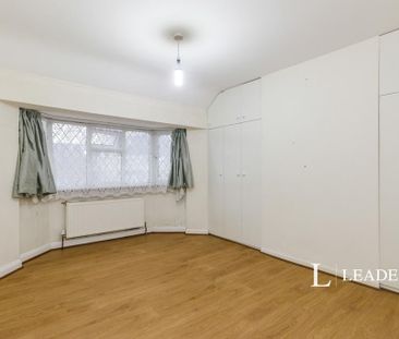 3 bedroom semi-detached house to rent - Photo 3