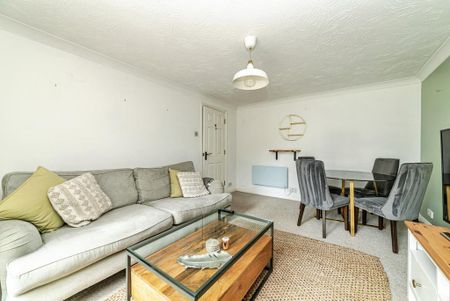 2 bedroom flat to rent - Photo 5