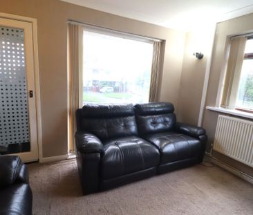 2 Bedroom Detached Bungalow To Rent - Photo 2
