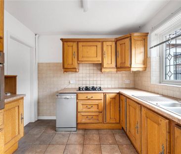 3 bedroom detached house to rent - Photo 4
