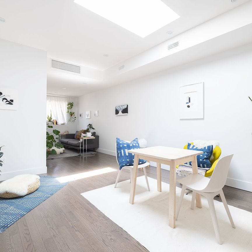 For Lease - 2076 Dundas Street Unit# 101, Toronto, Ontario - Photo 1