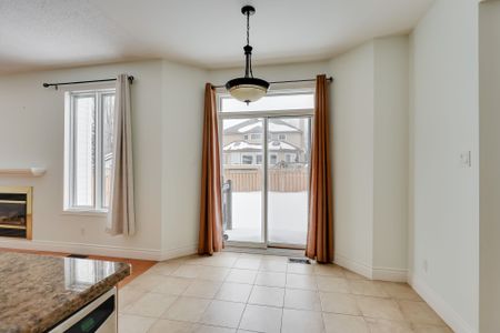 For Lease - 11 Westmeath Crescent, Kanata, Ontario - Photo 2