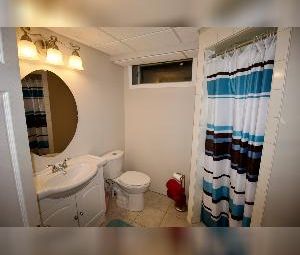 4 Bed 3.5 Bath Fully Finished Home For Rent Sherwood Park - Photo 5