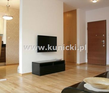 Warszawa, Śródmieście, Grzybowska - Photo 1