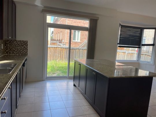 For Lease - 5343 Terry Fox Way, Mississauga, Ontario - Photo 1