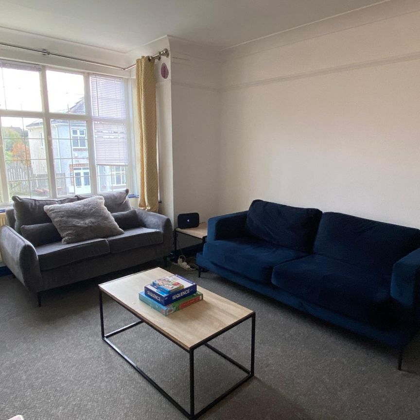 4 Bed Semi-Detached House, Stonebridge Park, BS5 - Photo 1