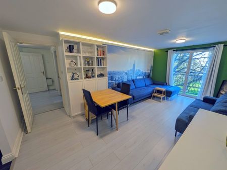 2 Bed Flat, Squires Court, BS3 - Photo 2