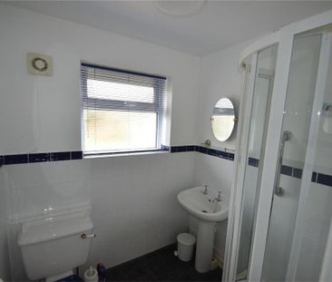 2 bedroom detached bungalow to rent - Photo 4