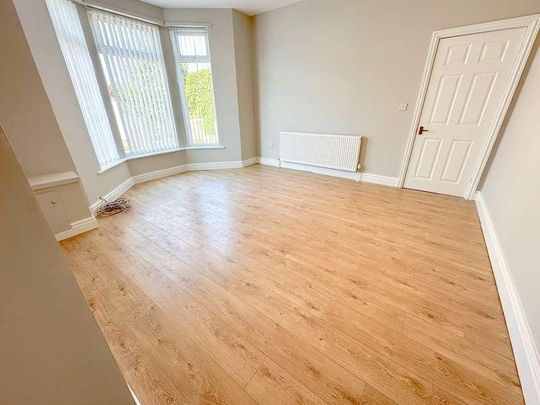 Cunard Road, L21 - Photo 1