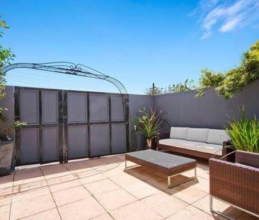 90 Flood Street, Leichhardt NSW 2040 - House For Rent | Domain - Photo 1