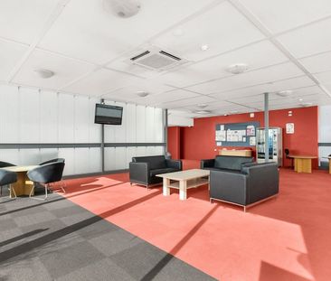 Prime Living: Footscray Apartment - Photo 5