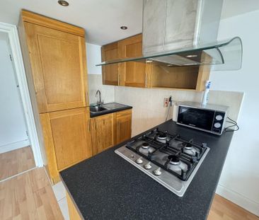 Studio to rent - Photo 6