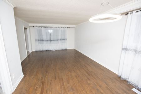 For Lease - 387 Crosby Avenue Unit# Main Floor, Richmond Hill, Ontario - Photo 3
