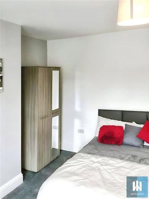 1 bedroom in a house share to rent - Photo 1