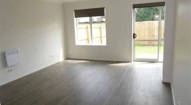 3 Bedroom Townhouse in Hillcrest - Photo 1