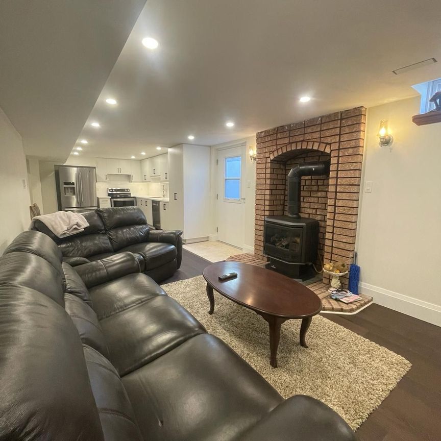 For Lease - 1000 Lovingston Crescent, Mississauga, Ontario - Photo 1