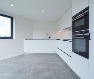 Nieuwbouw dakappartement te hartje Izegem - Photo 1