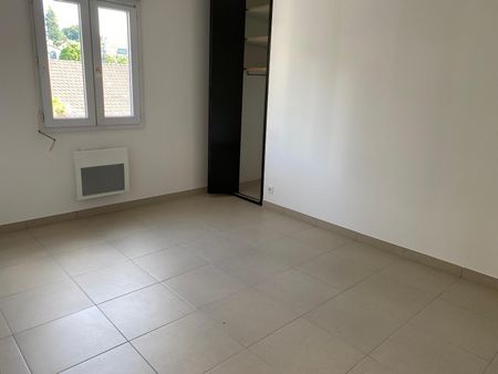 Location Appartement 3 pièces 68m² AUBENAS 07200 - Photo 4