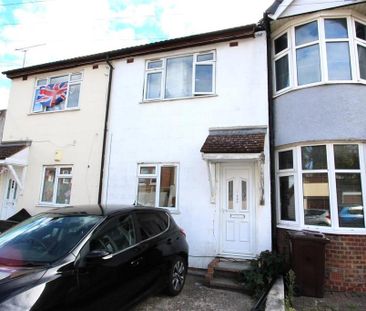 2 bedroom semi-detached house to rent - Photo 5
