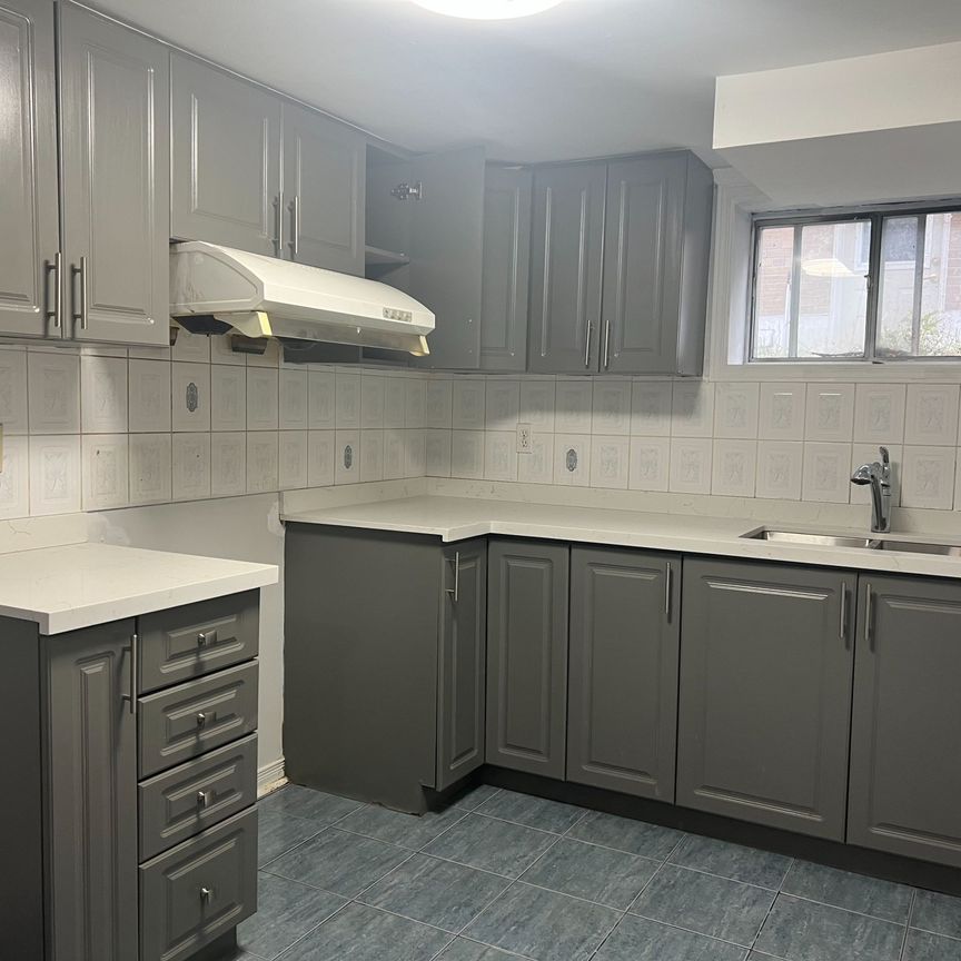 For Lease - 177 Sedgemount Drive, Toronto, Ontario - Photo 1