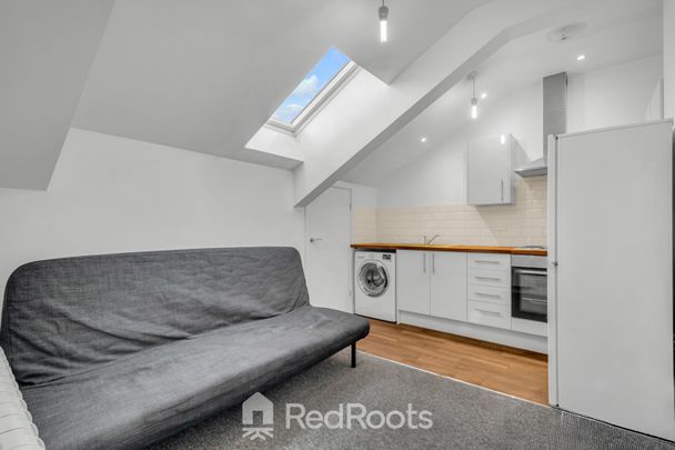 1 bed flat to rent in King Cross Street, Halifax, HX1 - Photo 1