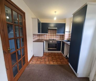 3 bedroom terraced house to rent - Photo 6