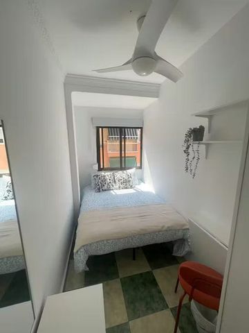 Carrer García Lorca, Alaquàs, Valencian Community 46970 - Photo 2