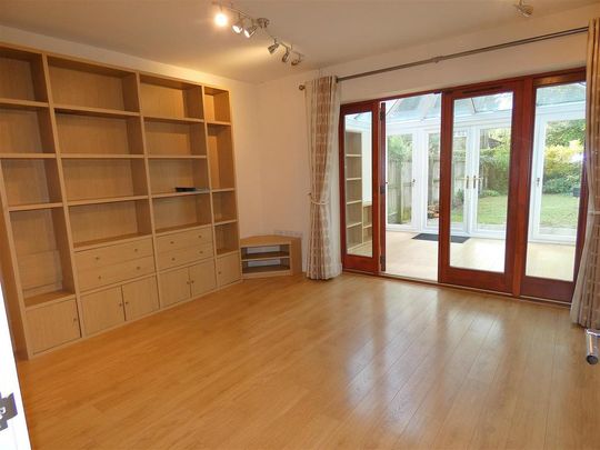 2 bedroom house to rent - Photo 1