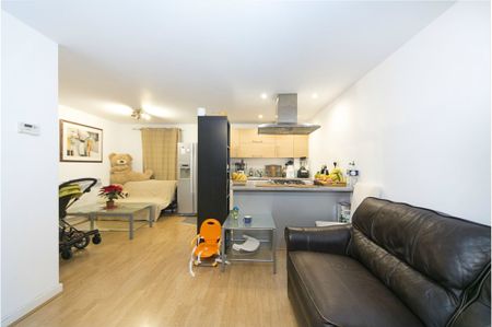 Chrisp Street, London, E14 6PQ - Photo 3