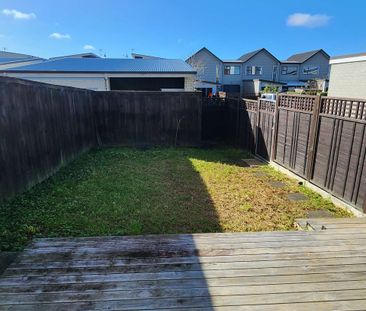 Great Family Home in Hobsonville - Photo 1