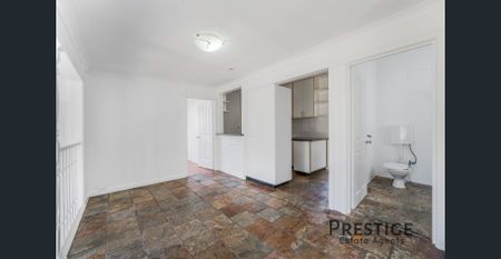 3 Bedroom Beauty in the Heart of Smithfield! - Photo 3