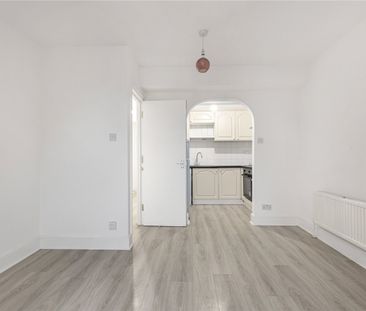 Edgeley Road, London, SW4 - Photo 5