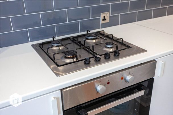 Clarendon Street - Photo 1
