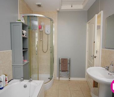 3 bedroom semi-detached house to rent - Photo 3